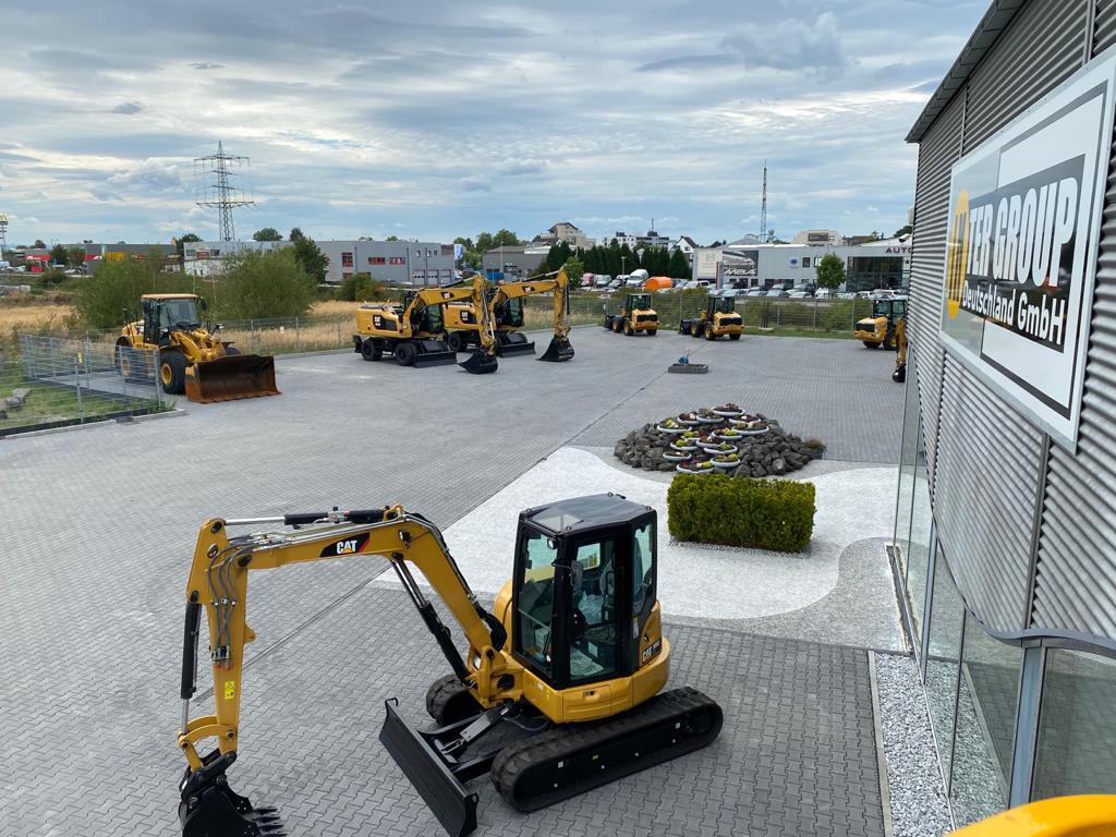 Intergroup Deutschland GmbH - Commercial vehicles undefined: picture 3