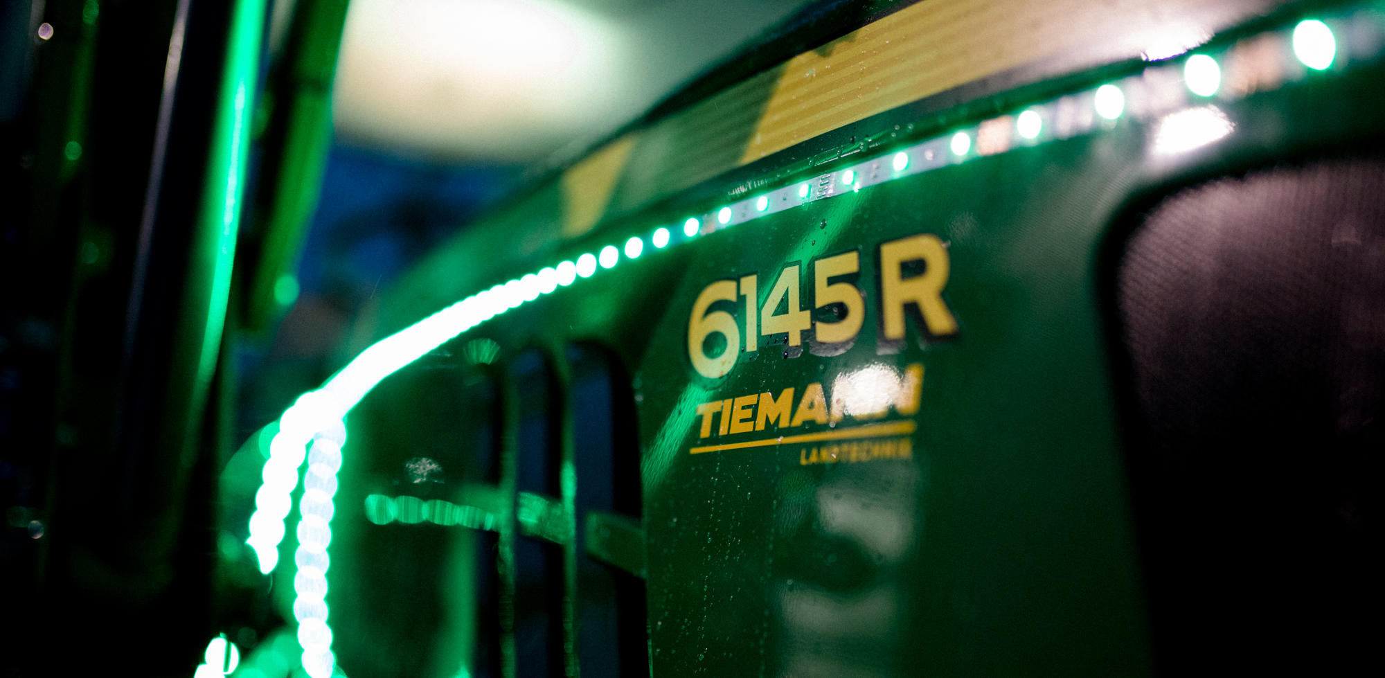 Tiemann Landtechnik GmbH & Co. KG - Agricultural machinery CLAAS undefined: picture 1