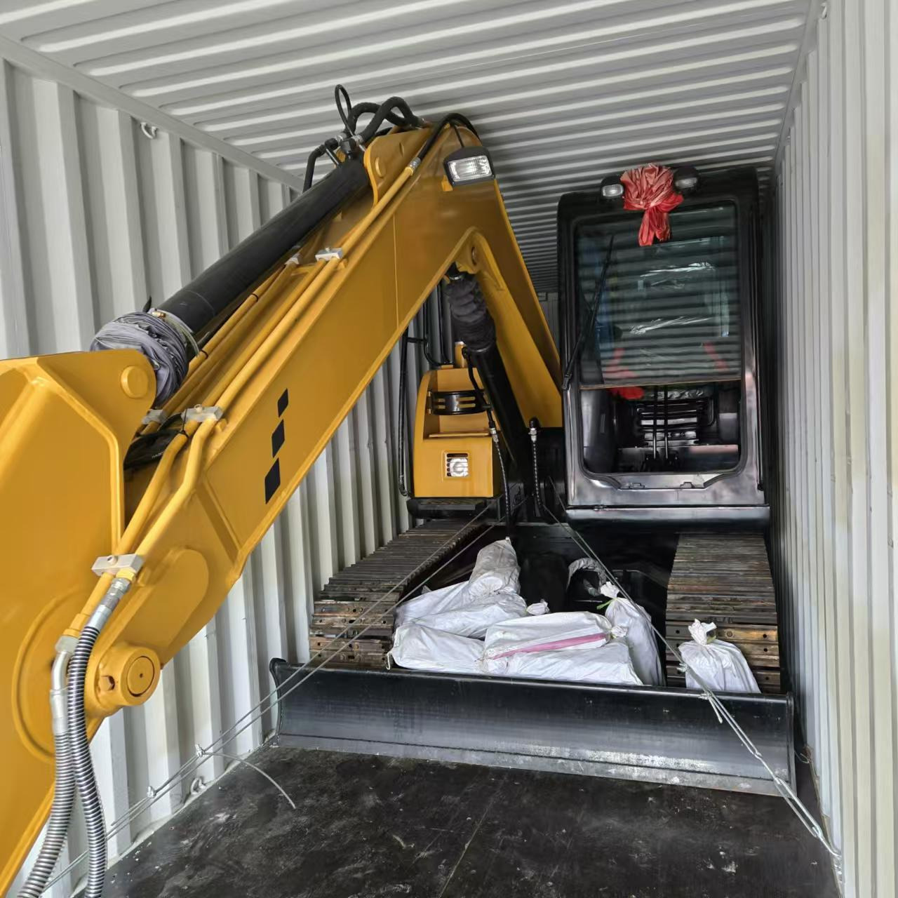 Toaks International Trading Company - Construction machinery CATERPILLAR D8 - air conditioner undefined: picture 16