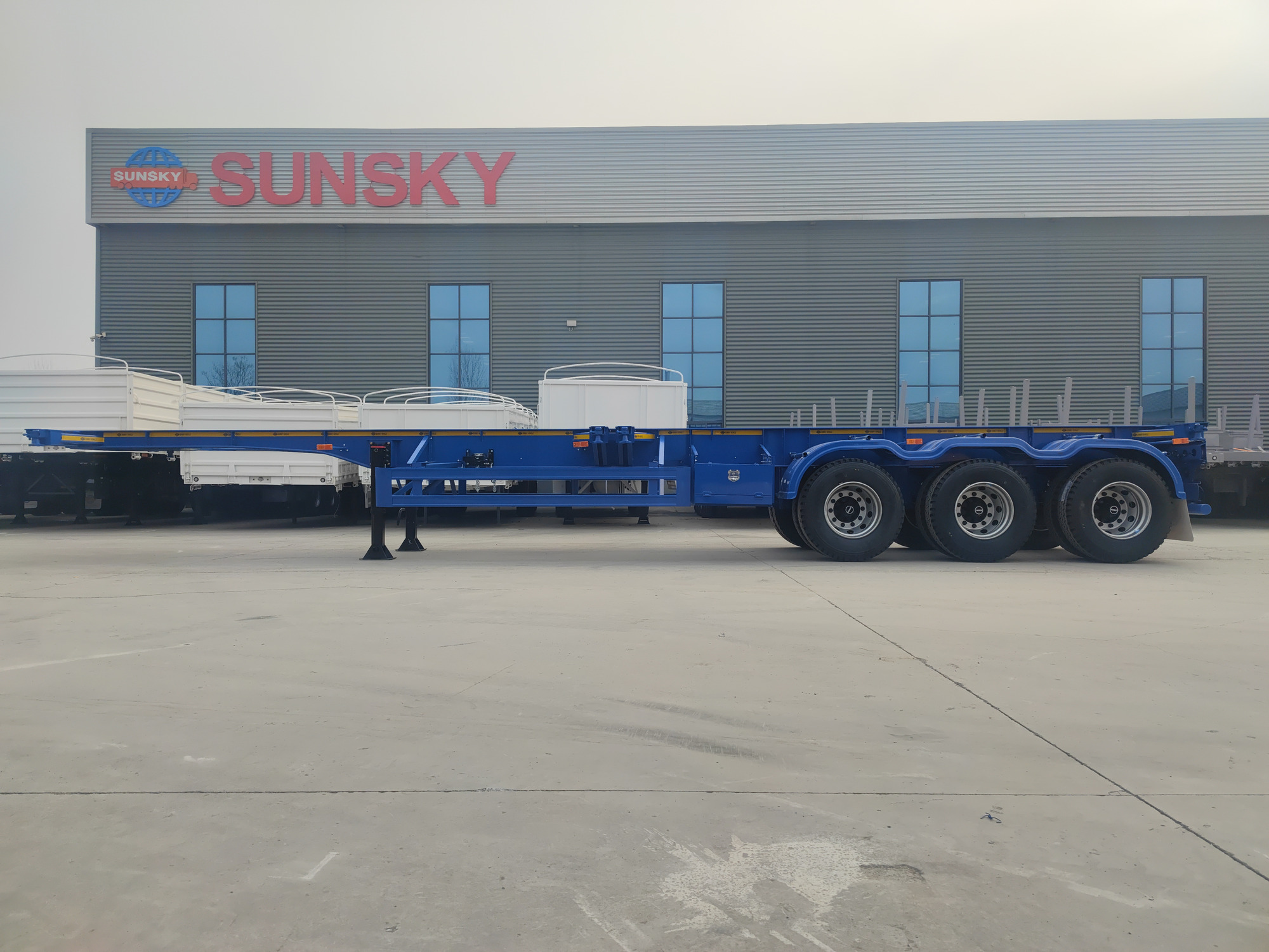 Xiamen Sunsky Vehicle Co.,Ltd - Tractor units SINOTRUK undefined: picture 3