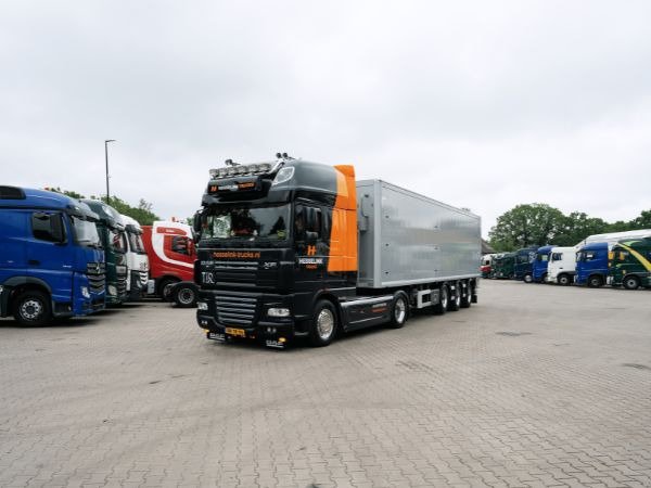 Hesselink Trucks B.V. - Semi-trailers - Year: 2019, 3-axle undefined: picture 6