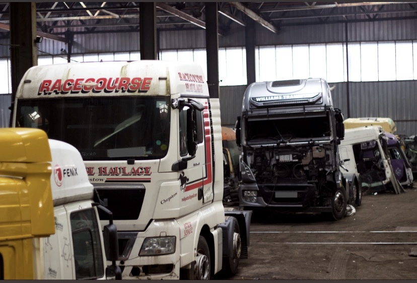 EGDA truckparts - Tractor units IVECO undefined: picture 1