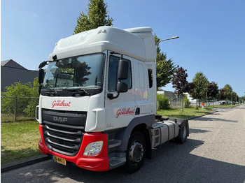 Tractor unit DAF CF 400