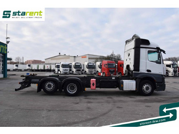 Container transporter/ Swap body truck Mercedes Benz Actros 2645L Retarder Mirror Cam NAVI Liftachse: picture 4