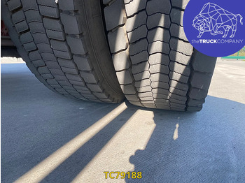 Refrigerator truck Volvo FM 330: picture 5