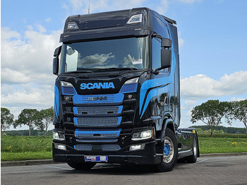 Tractor unit SCANIA S 500