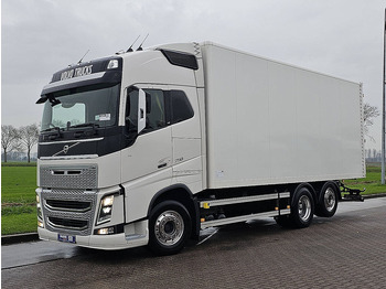 Leasing of Volvo FH 16.750 6X2*4 4 SEATS 154TKM Volvo FH 16.750 6X2*4 4 SEATS 154TKM: picture 2