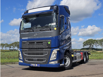 Container transporter/ Swap body truck VOLVO FH 540