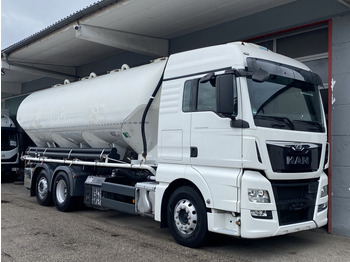 Vacuum truck MAN TGX 26.440