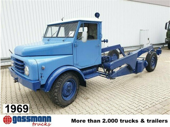 Truck