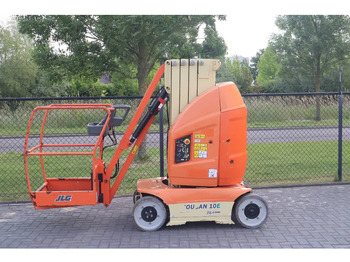 Aerial platform JLG