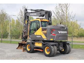Wheel excavator Volvo EWR 170 E | ROTOTILT | BUCKET | DOZERBLADE | TRAILER HYDR: picture 3