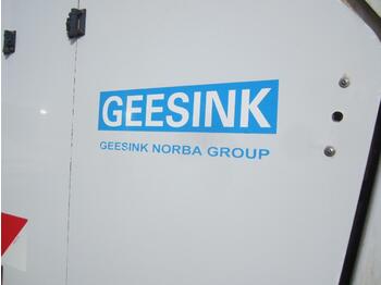 Garbage truck Mercedes Axor 2533: picture 4