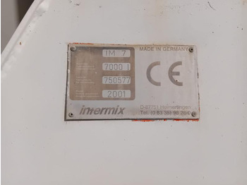 Concrete mixer truck Renault Kerax 340: picture 3