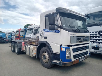 Hook lift truck VOLVO FM 400