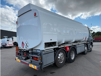 Tank truck Scania P400 8x2*6 HMK Bilcon 24.000 l. ADR Euro 5: picture 3 Tank truck Scania P400 8x2*6 HMK Bilcon 24.000 l. ADR Euro 5: picture 3