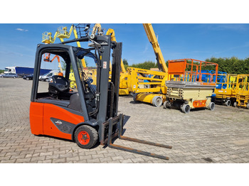 Electric forklift LINDE E