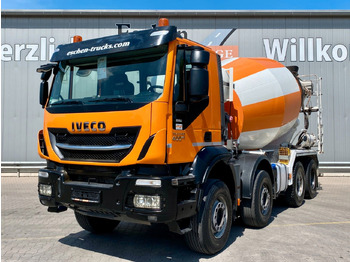 Concrete mixer truck LIEBHERR