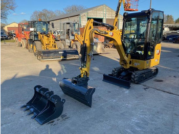 Mini excavator CATERPILLAR 301.8