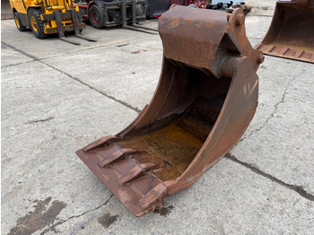 Excavator bucket
