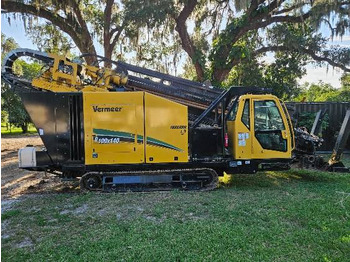 Directional boring machine VERMEER