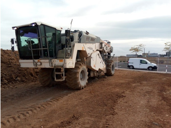Soil stabilizer Wirtgen WR 240 I: picture 4