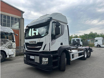 Cab chassis truck IVECO Stralis 460