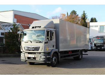 Curtainsider truck MAN TGM 18.290