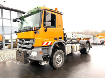 Cab chassis truck MERCEDES-BENZ Actros 2036