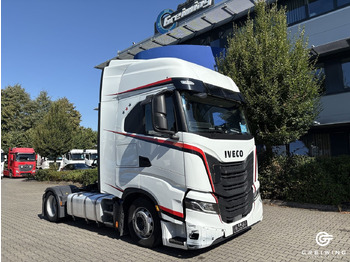Tractor unit IVECO