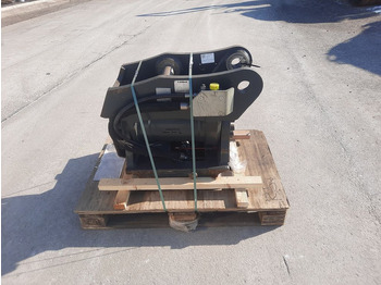 Quick coupler