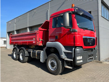 Leasing of MAN TG-S 26.440 6x6 3-Achs Allradkipper Bordmatik MAN TG-S 26.440 6x6 3-Achs Allradkipper Bordmatik: picture 2