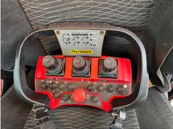 Tipper, Crane truck MERCEDES-BENZ Arocs 1845 4x4 HAD 2-Achs Allradkipper Heckkran Funk: picture 3 Tipper, Crane truck MERCEDES-BENZ Arocs 1845 4x4 HAD 2-Achs Allradkipper Heckkran Funk: picture 3