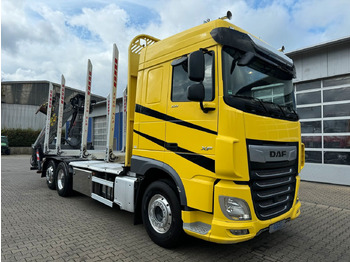 Logging truck DAF XF 530