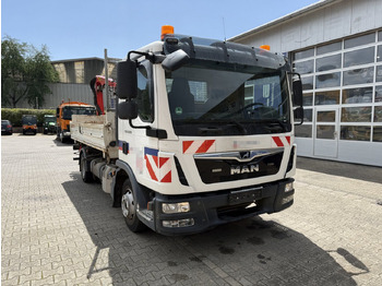Tipper van MAN