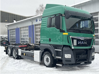 Hook lift truck MAN TGX 26.440