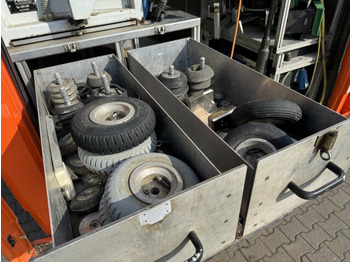 Vacuum truck Mercedes-Benz Vario 614D TV Inspektionsanl RCA RAUSCH ELKA 600: picture 2 Vacuum truck Mercedes-Benz Vario 614D TV Inspektionsanl RCA RAUSCH ELKA 600: picture 2