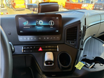 Tractor unit Mercedes-Benz ACTROS 1846 4x4 HAD Eur 6 Kipphydraulik Retarder: picture 3 Tractor unit Mercedes-Benz ACTROS 1846 4x4 HAD Eur 6 Kipphydraulik Retarder: picture 3