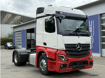 Tractor unit MERCEDES-BENZ Actros 1846