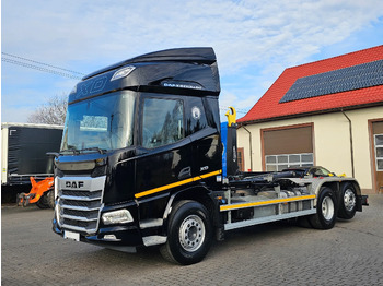 Hook lift truck DAF XD 450: picture 2