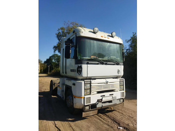 Tractor unit RENAULT Magnum