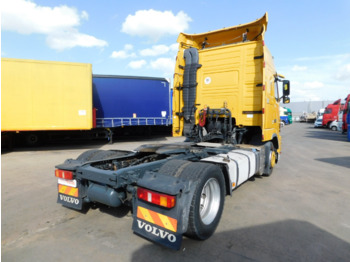Tractor unit Volvo Fh 460: picture 3