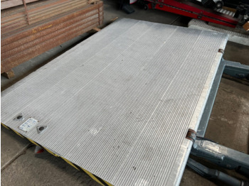 Tail lift BC2000S4 Ladebordwand BC2000S4 Ladebordwand, Ex-Schweizer Armee: picture 4 Tail lift BC2000S4 Ladebordwand BC2000S4 Ladebordwand, Ex-Schweizer Armee: picture 4