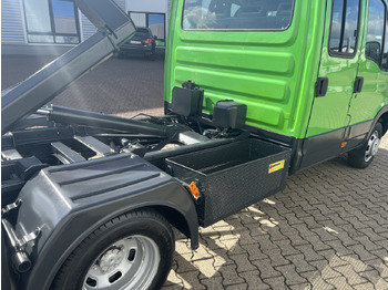 Hook lift truck, Commercial vehicle Iveco Daily 45C15D 4x2 Doka Daily 45C15D 4x2 Doka, City-Abroller: picture 2 Hook lift truck, Commercial vehicle Iveco Daily 45C15D 4x2 Doka Daily 45C15D 4x2 Doka, City-Abroller: picture 2