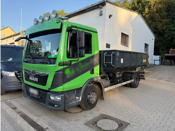 Hook lift truck MAN TGL 10.180