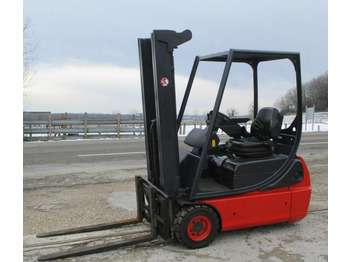Electric forklift Fenwick E16C-02: picture 3