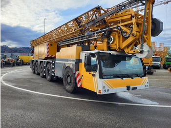 Mobile crane LIEBHERR