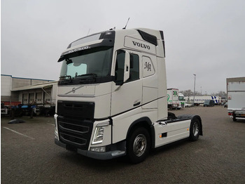 Tractor unit VOLVO FH 460