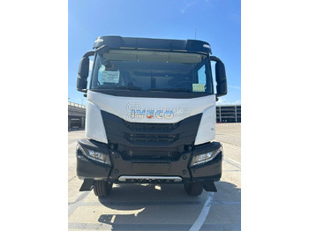 Tractor unit IVECO T-WAY Tractor 6×4 AT720T47TH GVW 26-38 Ton HP 470 R20Tyre MY25: picture 4