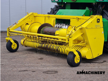 Maize harvester JOHN DEERE